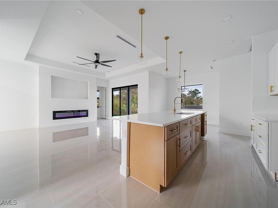 1st image of 606 Clayton Ave