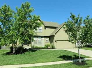 12452 S Race St, Olathe, KS 66061