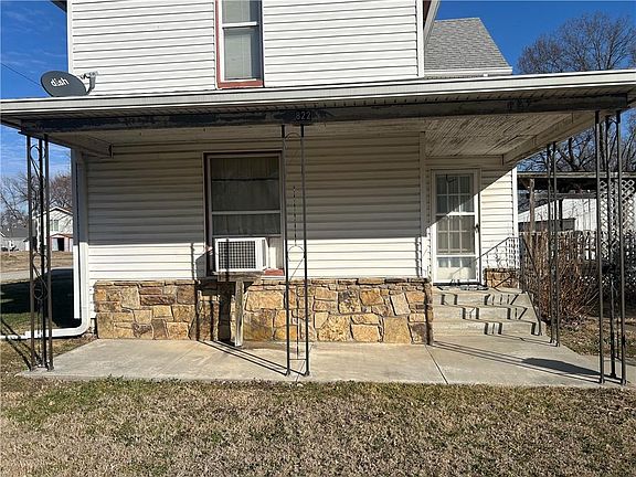 4th image of 822 N Washington Ave