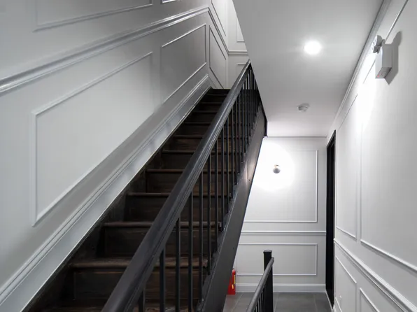 231 Sullivan Street image 2 of 10