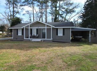 105 Ty Cobb St, Royston, GA 30662