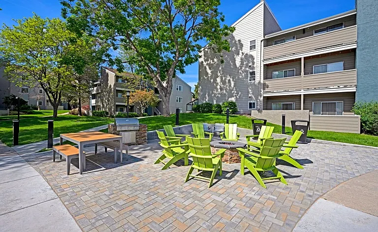 z-052826-Grove at City Center — Photo 30