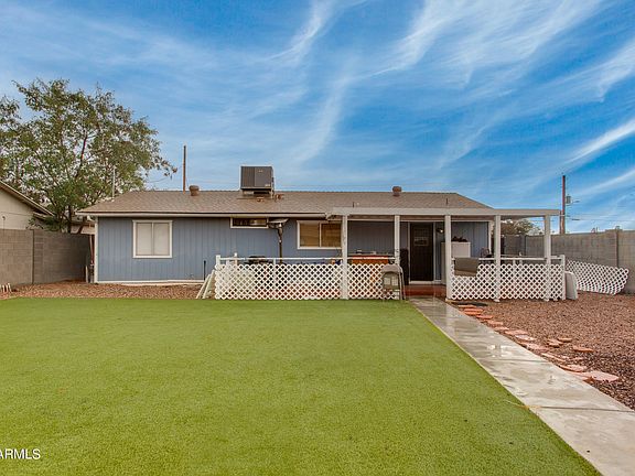 4th image of 2444 E MCARTHUR Drive