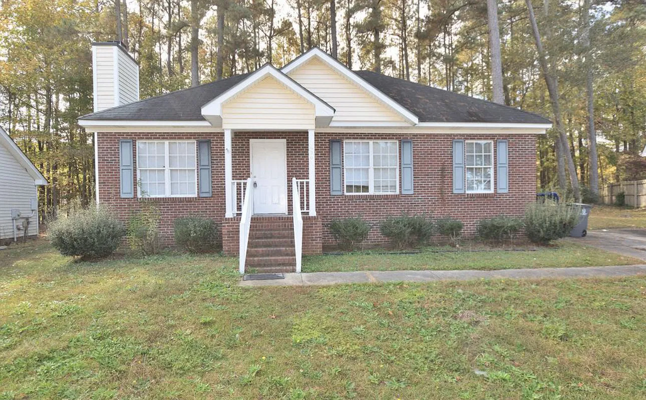 3 bed, 1154 sqft, $1,500 — Photo 1