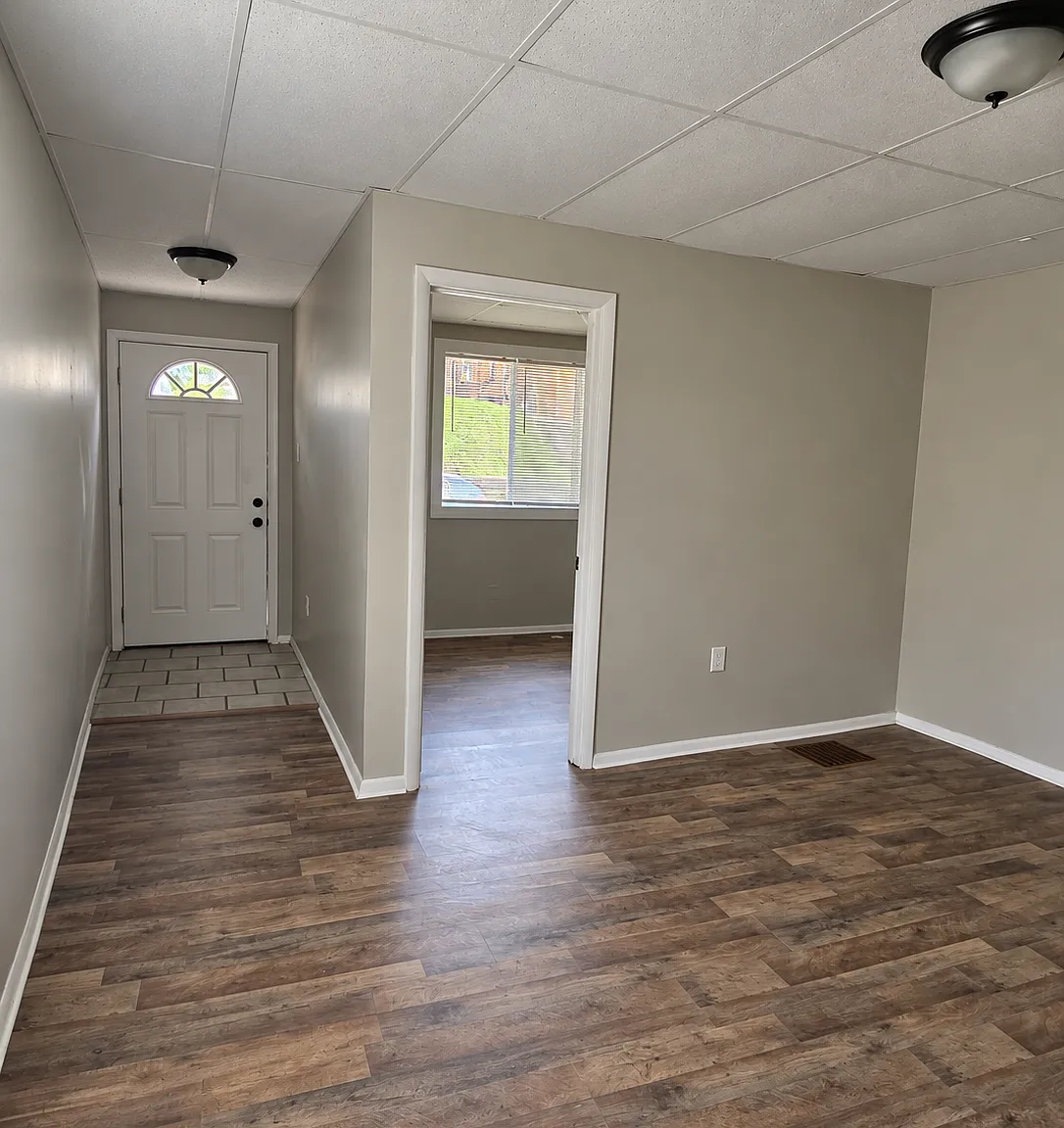 4041 Perrysville Ave — Photo 1