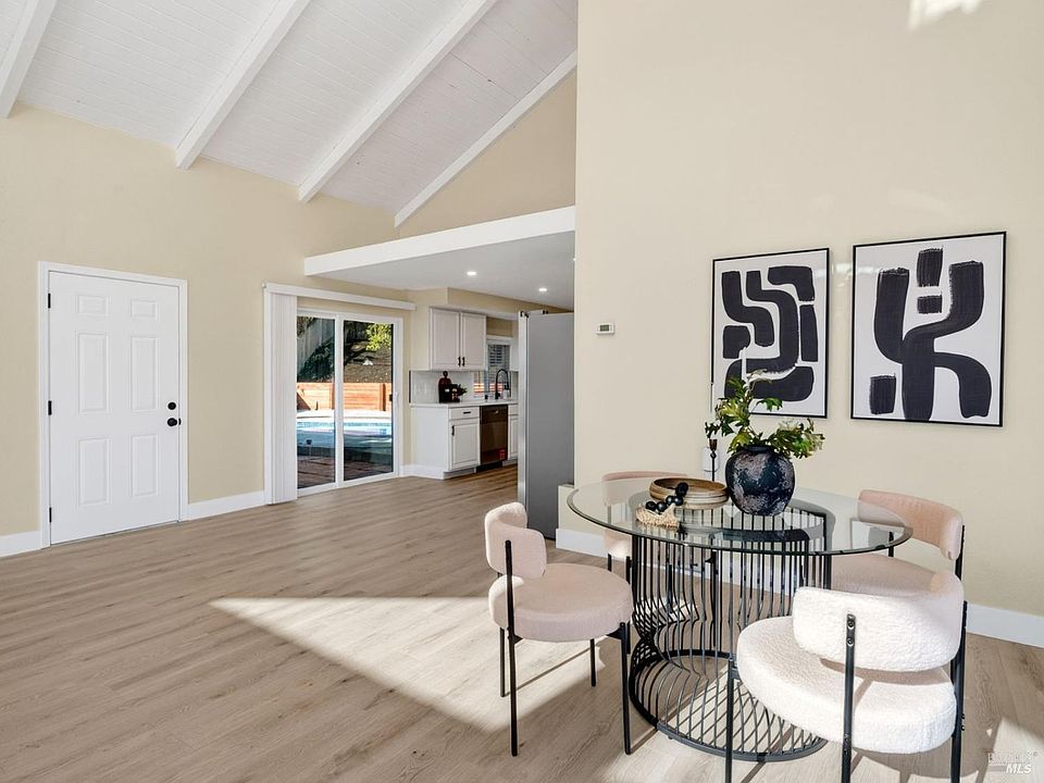 1st image of 1014 Henry Court