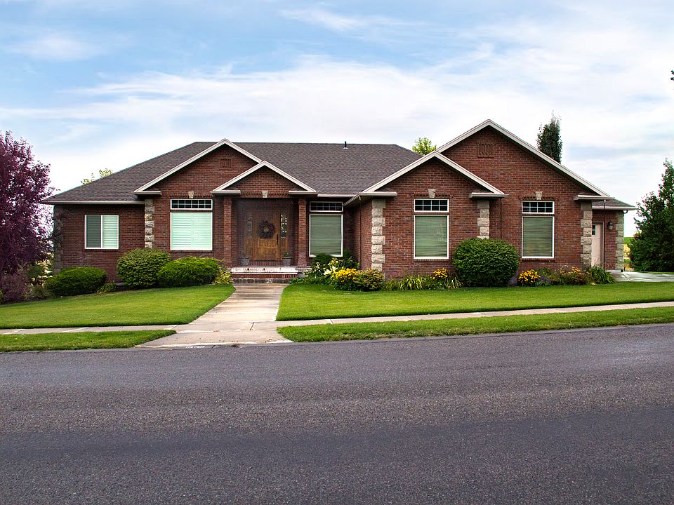 1st image of 665 Harvest Dr