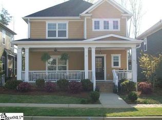 8 Ridenour Ave, Greenville, SC 29617