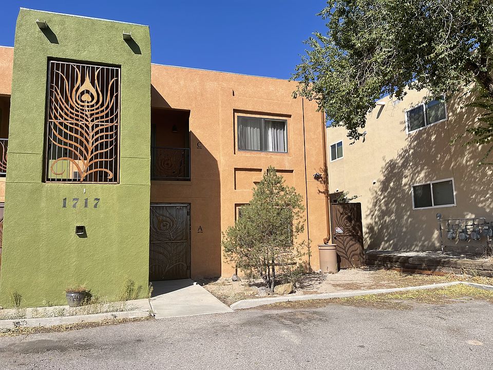1st image of 1717 Girard Blvd SE APT A