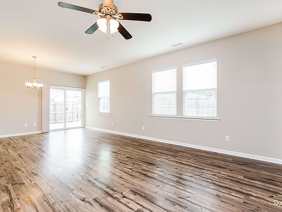 5th image of 79 Yadkin St