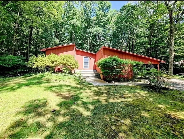 260 Grantwood Dr