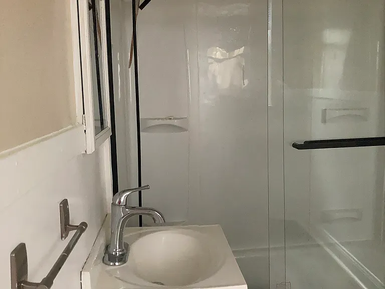 147 Parkdale Ave #1 — Photo 9