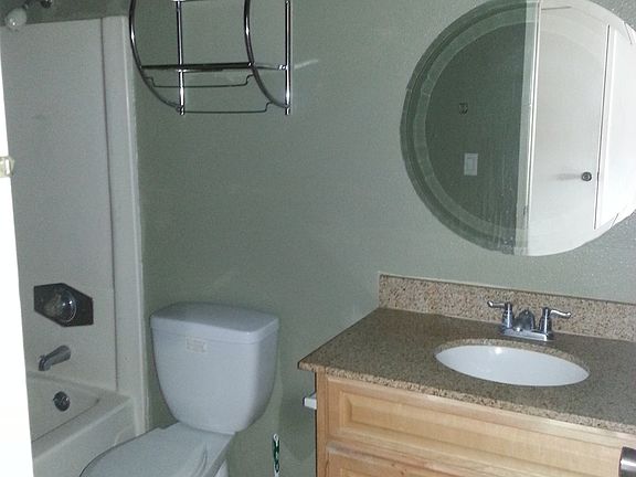 5th image of 1745 W Olive Ave