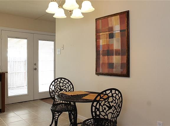 4th image of 3505 Edelweiss Dr