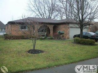 47892 Chrys Rd, Macomb, MI 48044