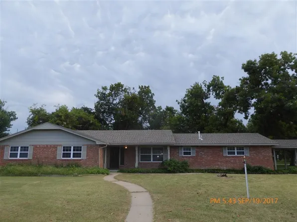 805 NW 41st St, Lawton, OK 73505