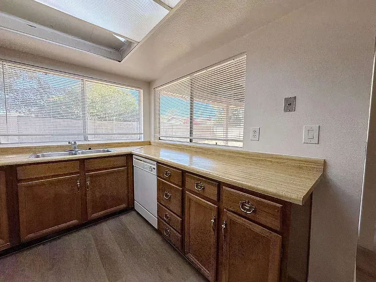 4138 W Campo Bello Dr — Photo 7
