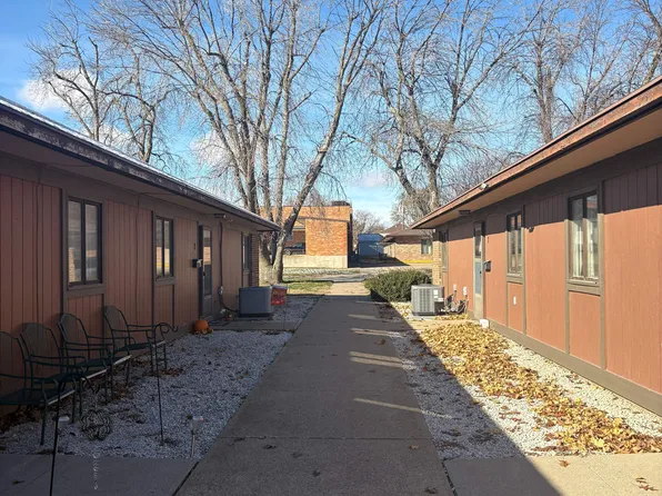 614 N East St #1, Carroll, IA 51401