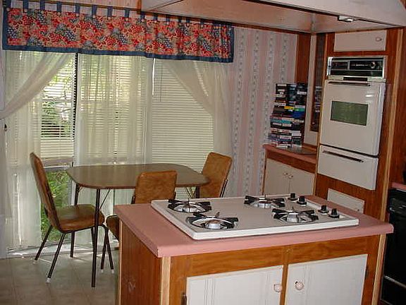 5th image of 168 Holly Harbor Ln