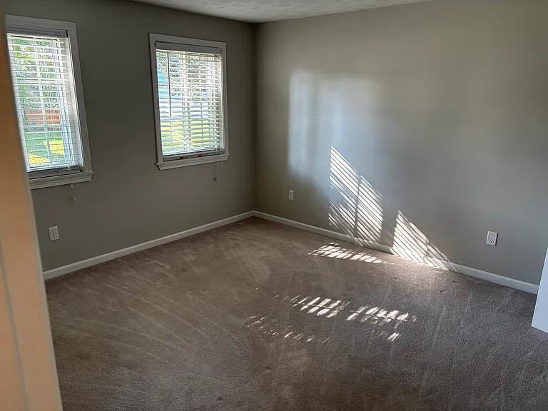 167 Greenway Blvd — Photo 9
