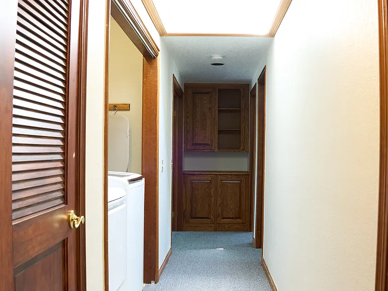 397 Loftyhill Dr — Photo 30