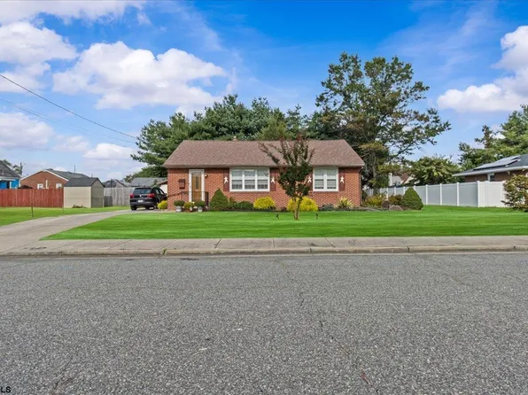 54 Christmas Ave, Carneys Pt, NJ 08069