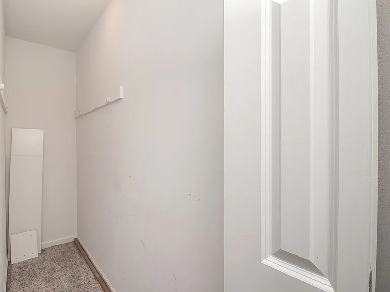 197 Uteg St #201A — Photo 13