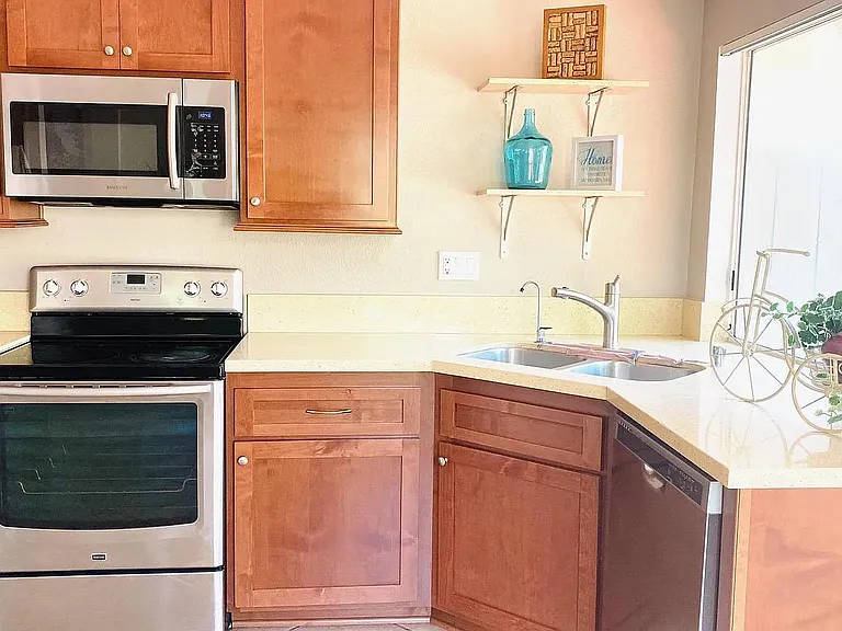 12560 Rideabout Ct — Photo 12