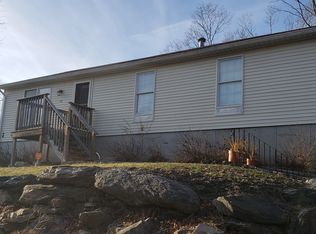 78 Crestwood Dr, West Warwick, RI 02893