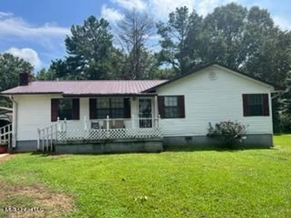 63 Pegues Rd, Holly Springs, MS 38635