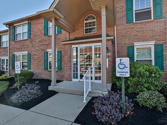 2nd image of 8822 Carrousel Park Cir Unit 61