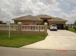 18280 SW 224th St, Miami, FL 33170