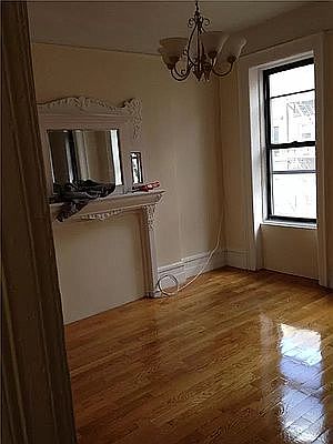 3rd image of 140 W 111th St APT 5