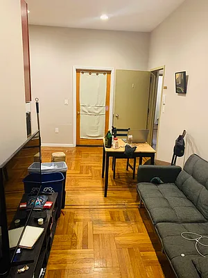 Rented by Voro New York | media 3