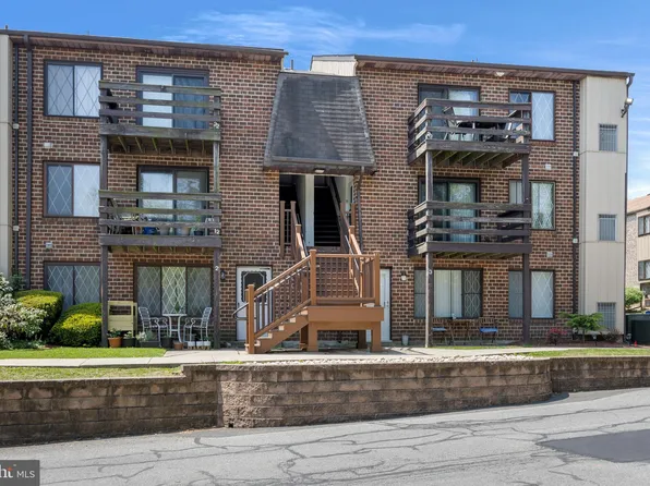 5200 Hilltop Dr APT Ee13, Brookhaven, PA 19015