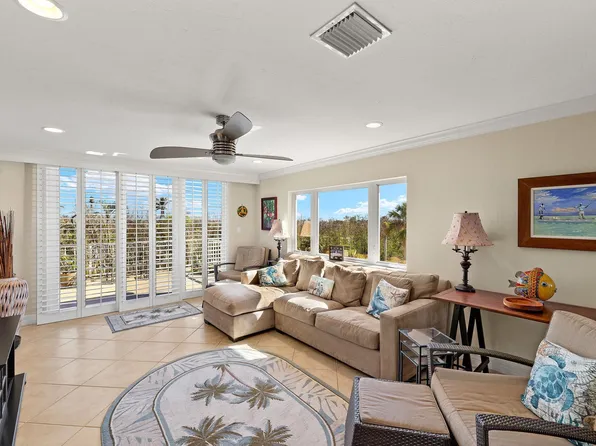 200 Periwinkle Way Unit 317, Sanibel, FL 33957
