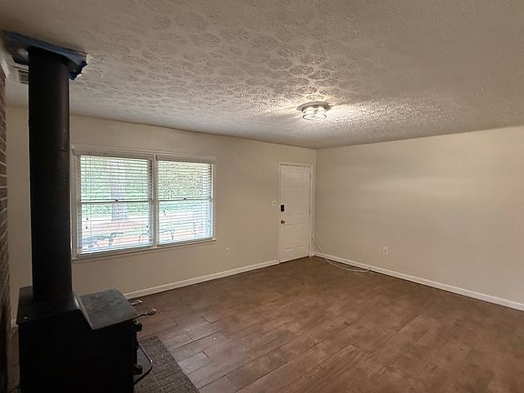4th image of 426 Freeman Dr