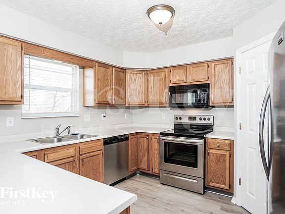 5th image of 6046 Glen Trace Ln