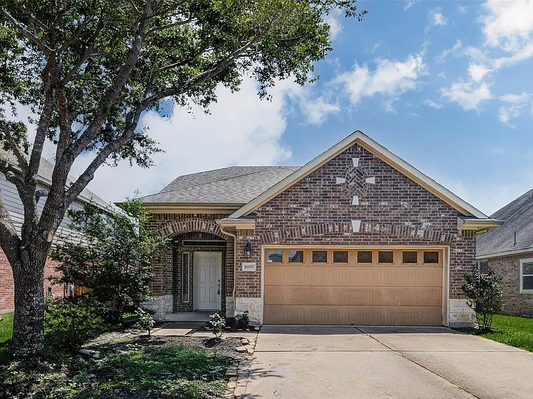 6107 Nicholas Ln — Photo 1