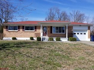 1097 Glenwood Dr, Radcliff, KY 40160