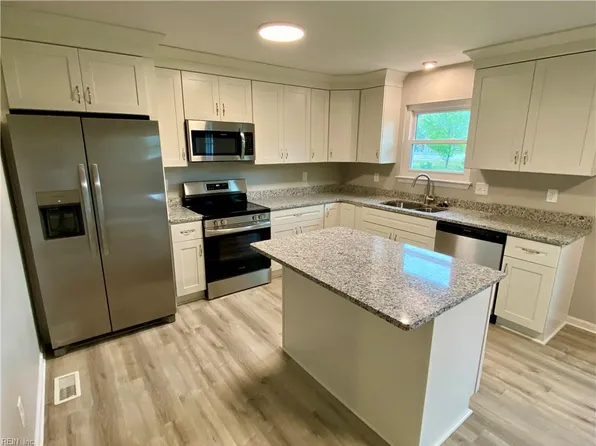 1586 Cowand Ave, Norfolk, VA 23502