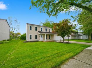 5226 Brookview Dr, Fort Wayne, IN 46835