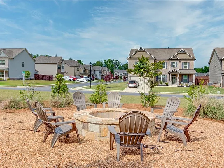404 Henson Farm Dr — Photo 45