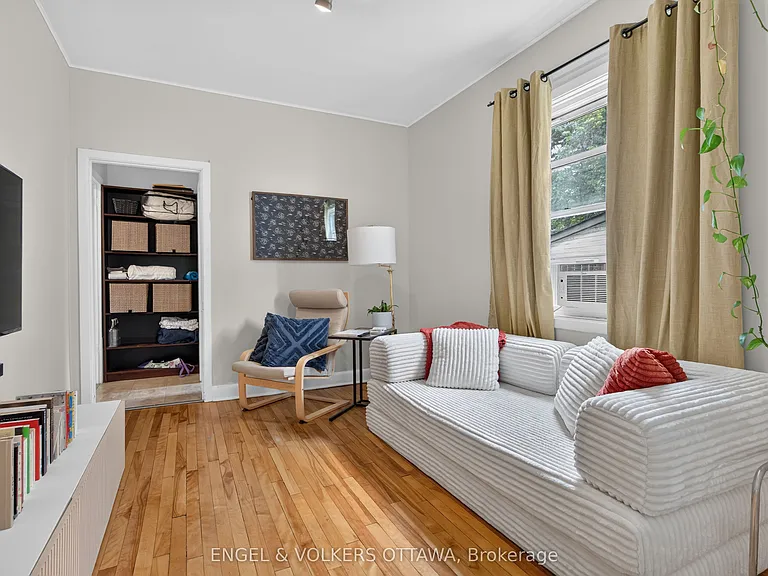 35 Craig St #1 — Photo 12