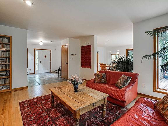 3rd image of 1 Carman Ln