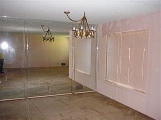 4th image of 1750 59th Ave