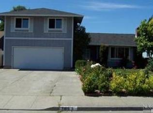 1633 Caulfield Ln, Petaluma, CA 94954