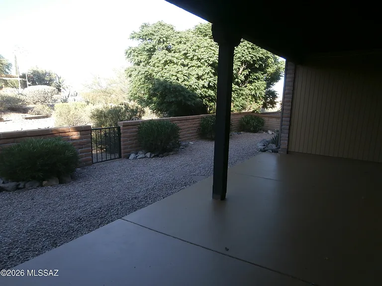 1690 W Retorno De Manana — Photo 29