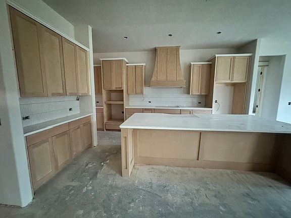5th image of 69 Luther Ln