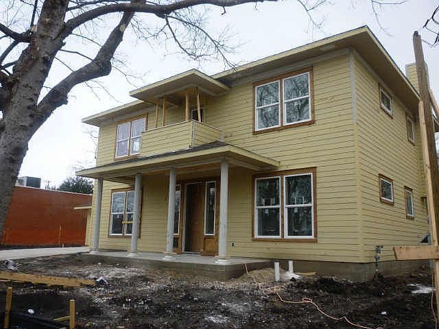2nd image of 507 N Kentucky St